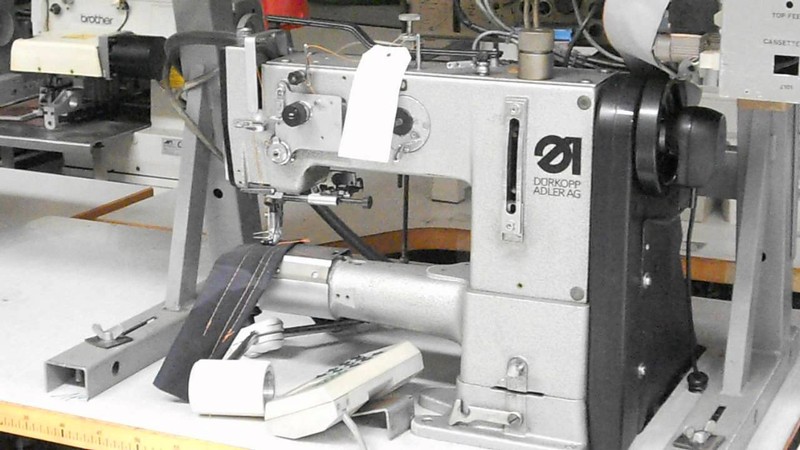 Macchina per cucire industriale Durkopp Adler 373 (Usato